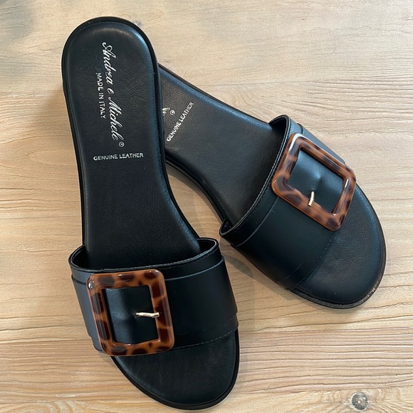 Andrea e Michele Shoes - Leather Sandal with Tortoiseshell Buckle